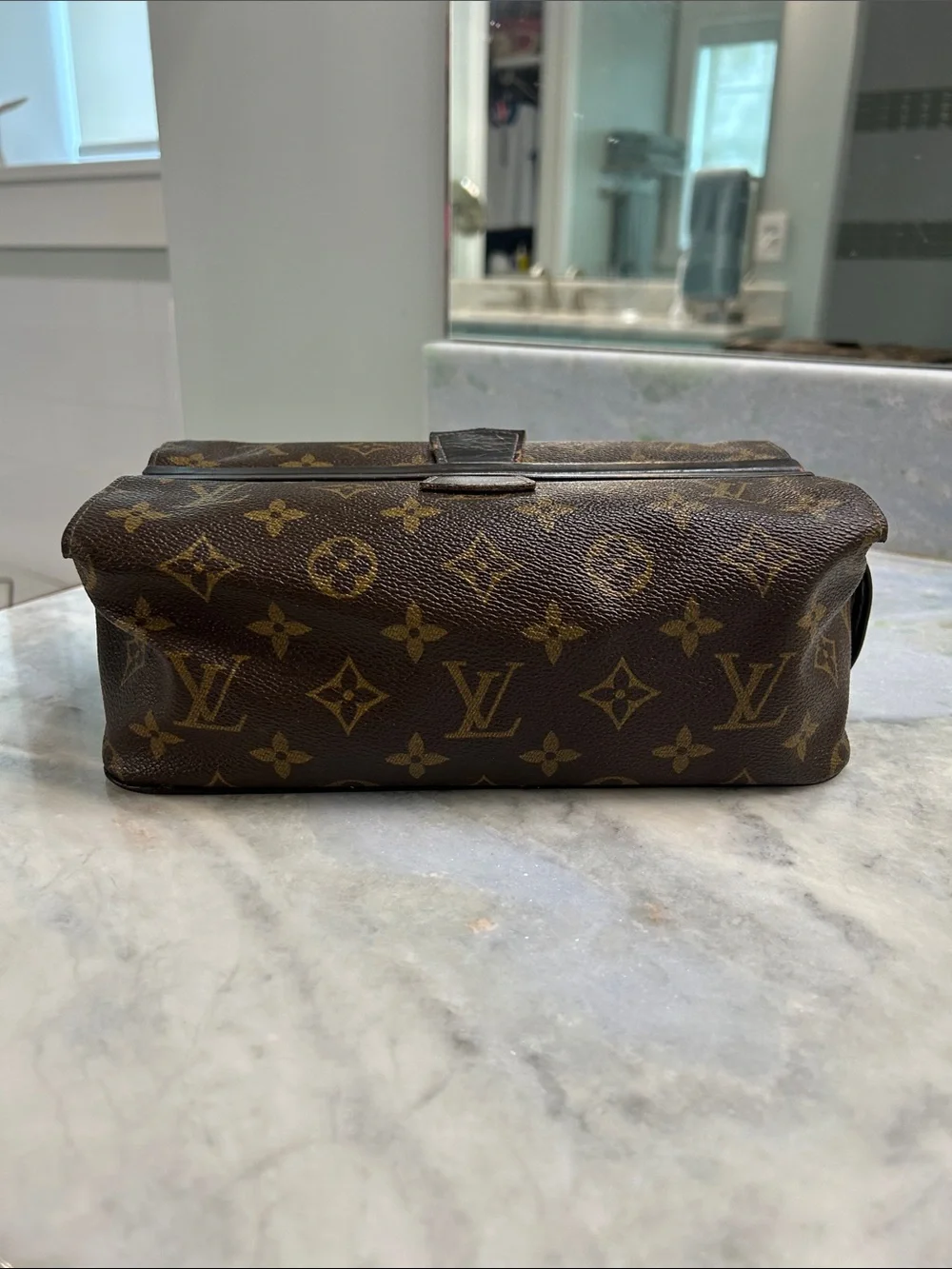 Louis Vuitton Dopp Kit Toiletry Bag Monogram Authentic Vintage